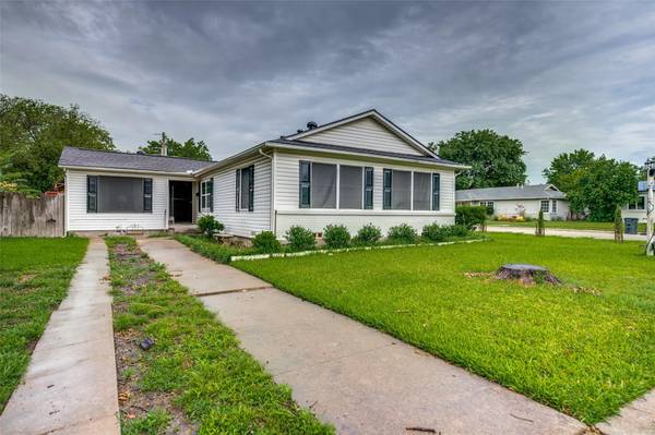 3733 Katrine Street, Haltom City, TX 76117