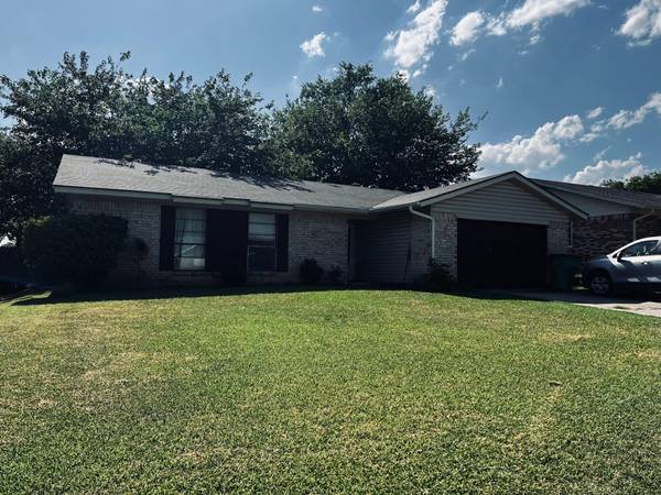 1811 Arkansas Street, Gainesville, TX 76240