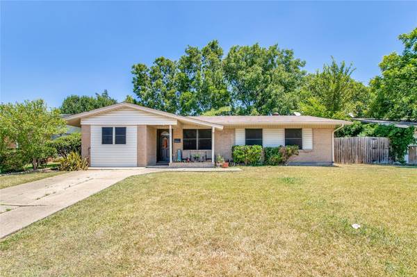 2514 Aloha Drive, Mesquite, TX 75150