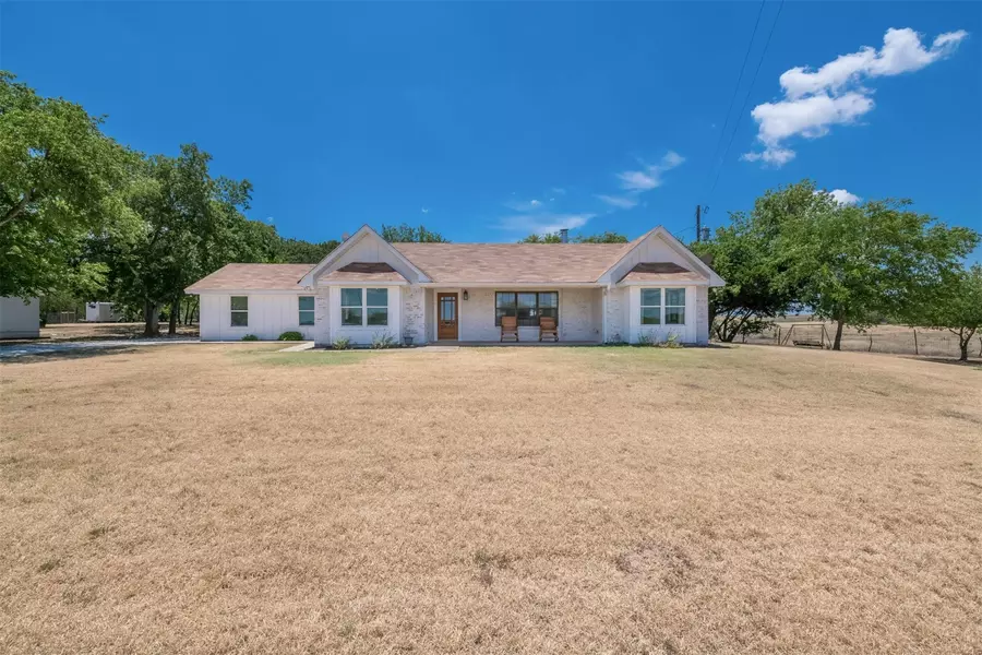 10425 Highway 6, Crawford, TX 76638