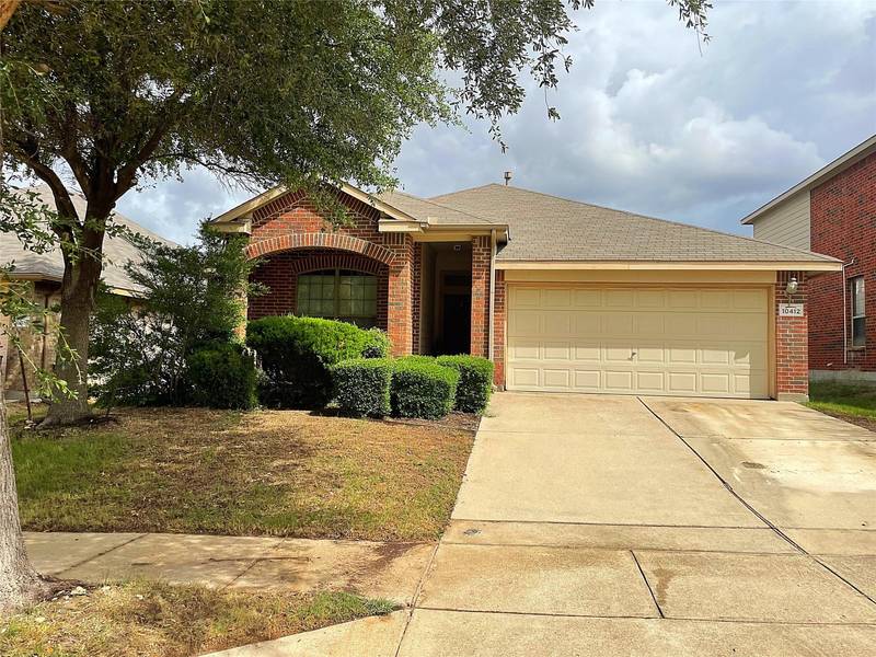 10412 Sixpence Lane, Fort Worth, TX 76108