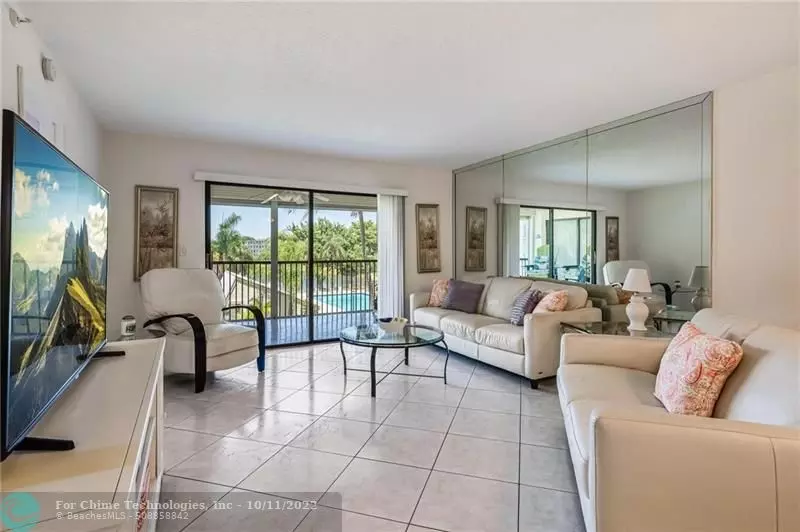 2205 S Cypress Bend Dr  #301, Pompano Beach, FL 33069