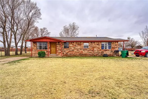 302 E 6th Street, Duke, OK 73532