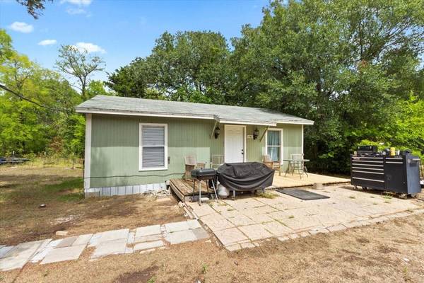 1162 Hickory Road, Quinlan, TX 75474