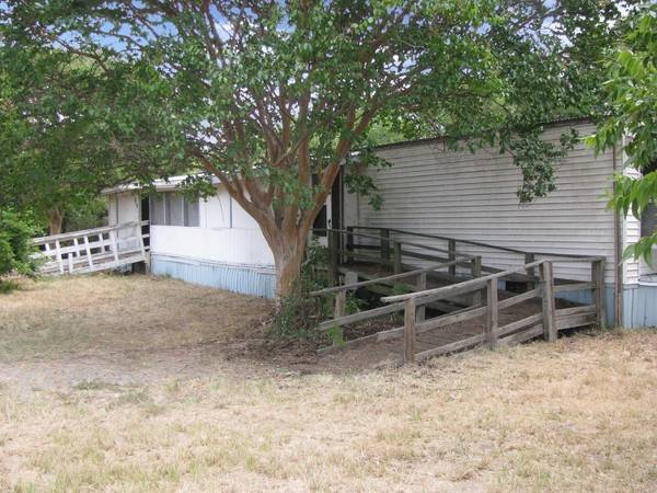 214 Trailwind Street, Gun Barrel City, TX 75156