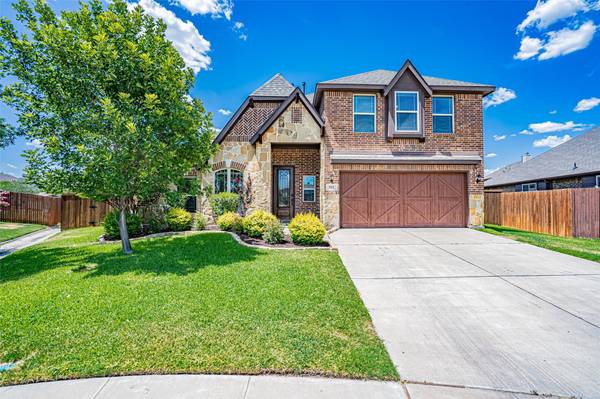 512 Cobblestone Circle, Mansfield, TX 76063