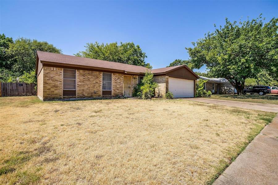 1109 Patrick, Crowley, TX 76036