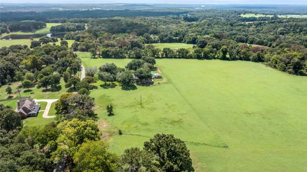 8968 Mill Run Road, Athens, TX 75751