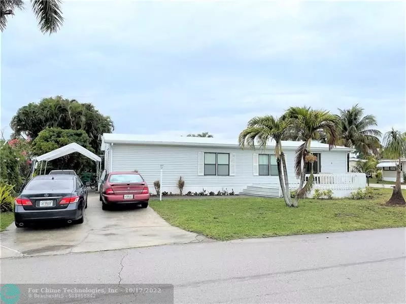 8350 SW 21st St, Davie, FL 33324