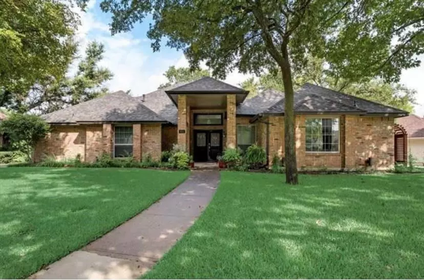 Cedar Hill, TX 75104,961 Canterbury Court