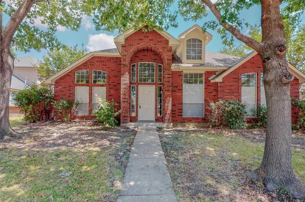 3208 Auburn Drive, Rowlett, TX 75088