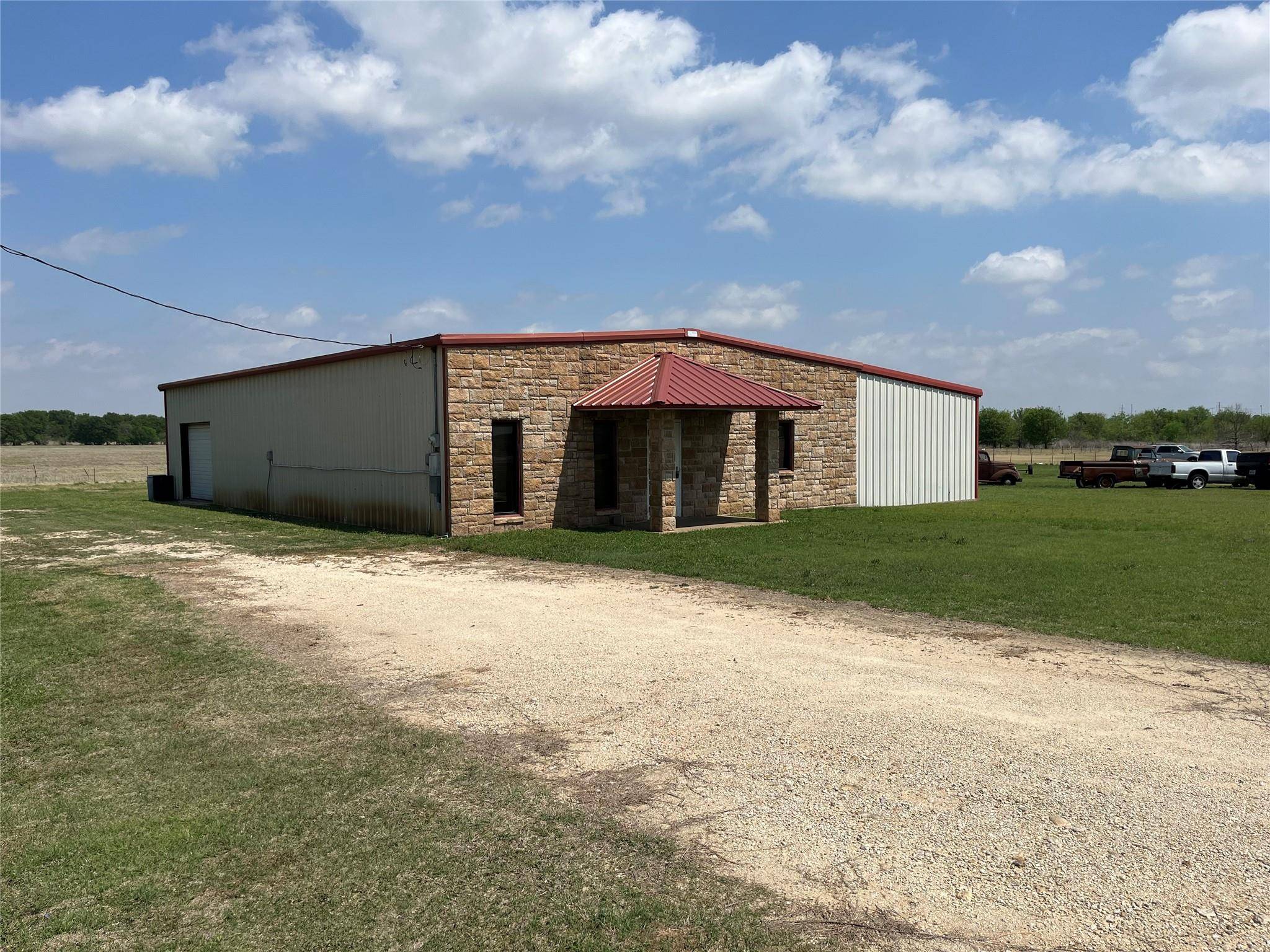 4444 Fm 933, Whitney, TX 76692