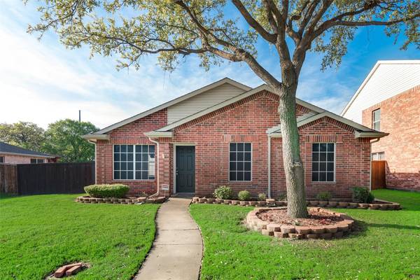 1438 Stella Drive, Lewisville, TX 75067