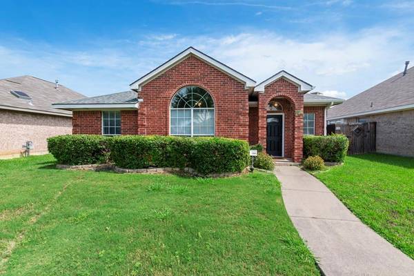 1429 Ross Drive, Lewisville, TX 75067