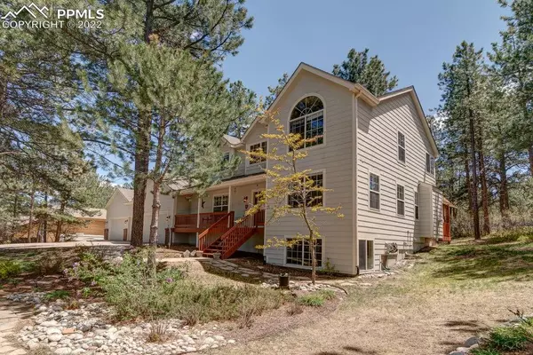 Larkspur, CO 80118,1124 Hoosier DR