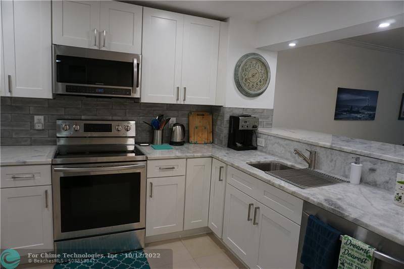 Lauderdale By The Sea, FL 33308,5000 N Ocean Blvd  #506