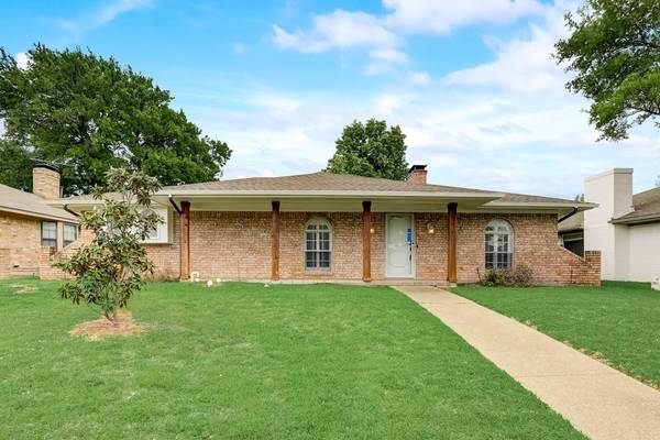 714 Kingsbridge Drive, Garland, TX 75040