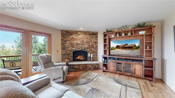 Larkspur, CO 80118,6995 Fox CIR