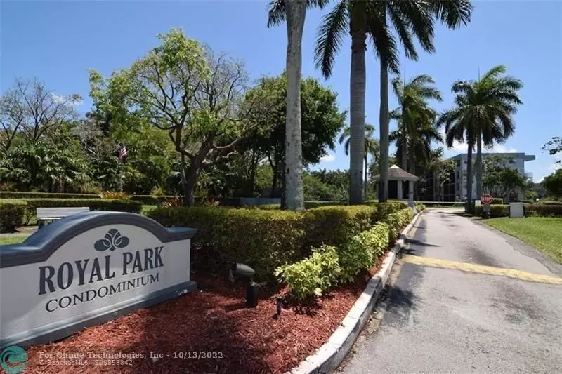 111 Royal Park Dr  #3E, Oakland Park, FL 33309