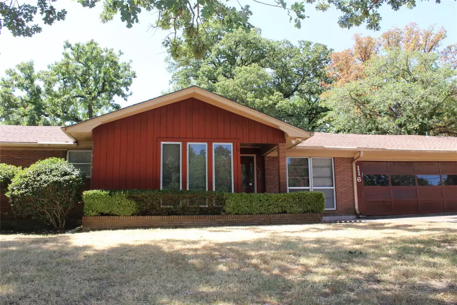 116 E COFFIN Street, Denison, TX 75021