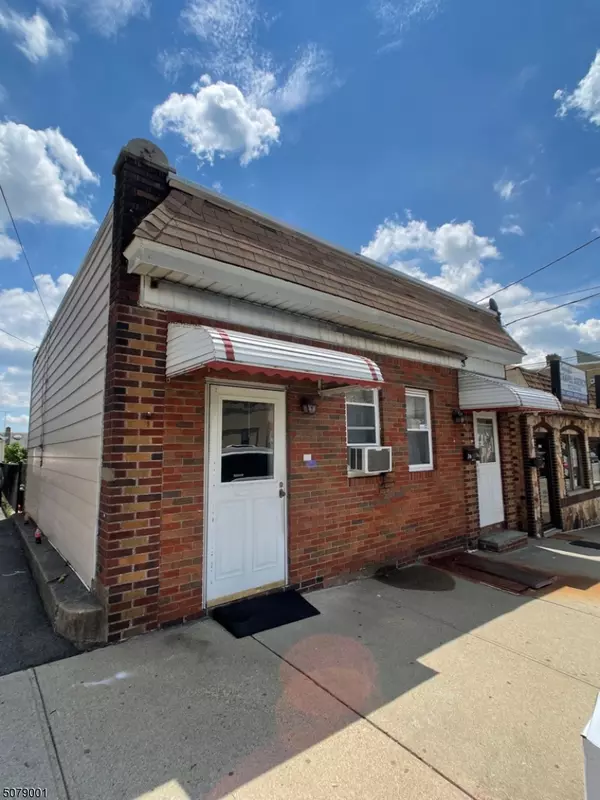 246 Harrison Ave, Lodi Boro, NJ 07644