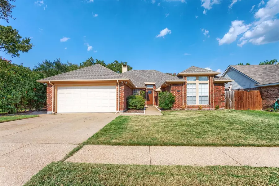 7016 Spring Creek Trail, Watauga, TX 76148