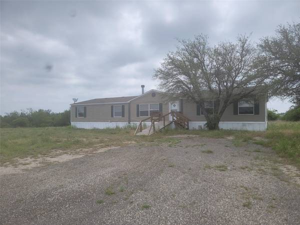 180 Lelon Lane, Springtown, TX 76082