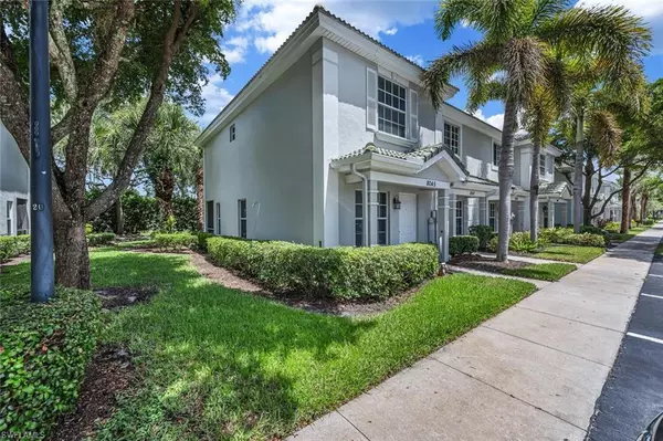 8045 Pacific Beach DR, Fort Myers, FL 33966