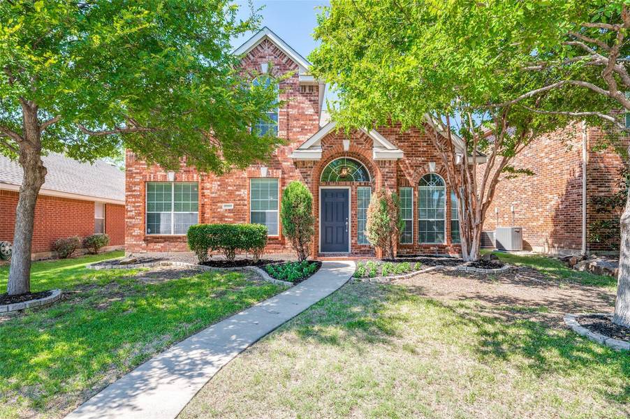 12153 Hawk Creek Drive, Frisco, TX 75033