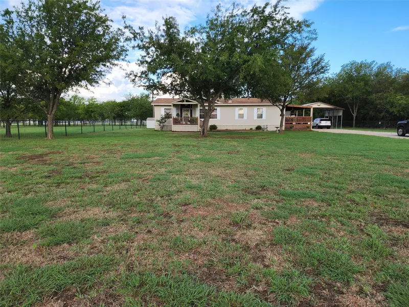 18950 Doubletree Drive, Justin, TX 76247