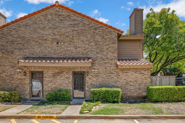 333 Melrose Drive #27D, Richardson, TX 75080