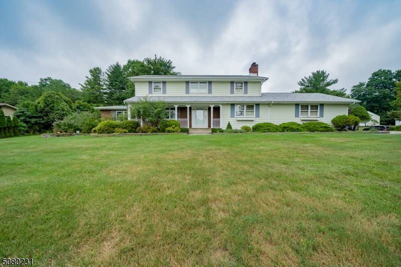 1 White Oak Ln, Montville Twp., NJ 07045