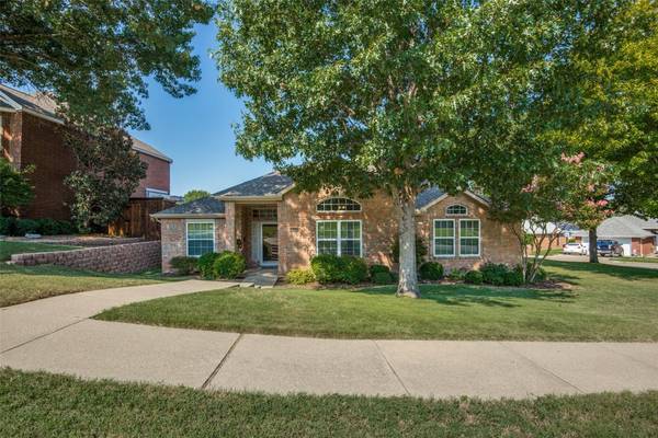 3813 Cromwell Drive, Carrollton, TX 75007