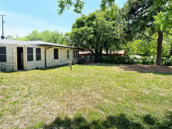 Hurst, TX 76053,217 NW Brown Trail