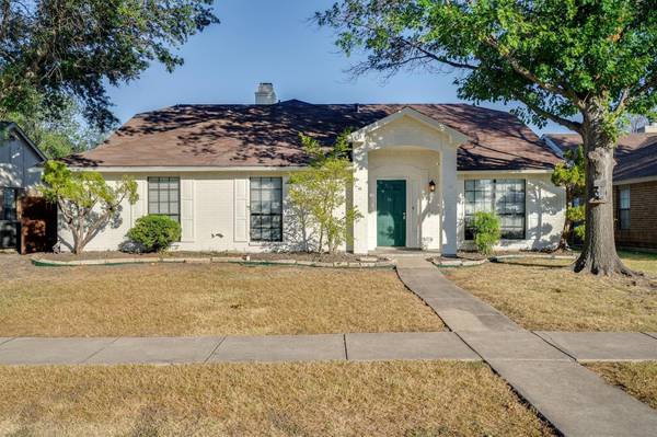 6821 Anderson Drive, The Colony, TX 75056