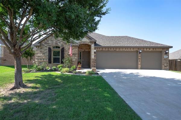 2218 Louis Trail, Weatherford, TX 76087