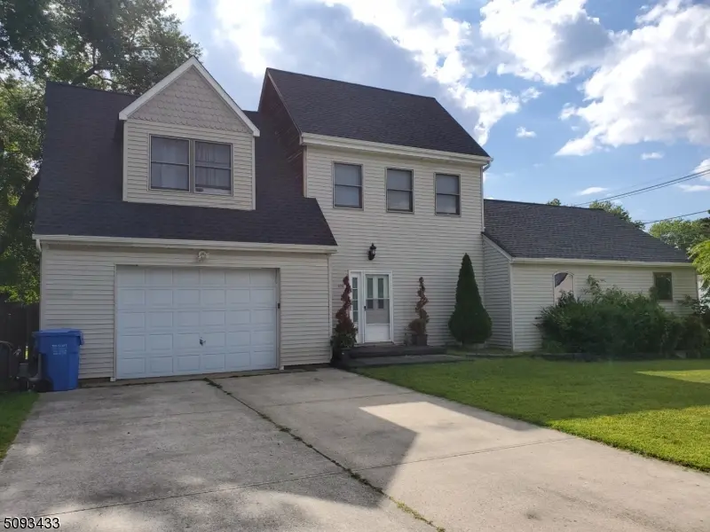 1113 Burnside St, Manchester Twp., NJ 08757