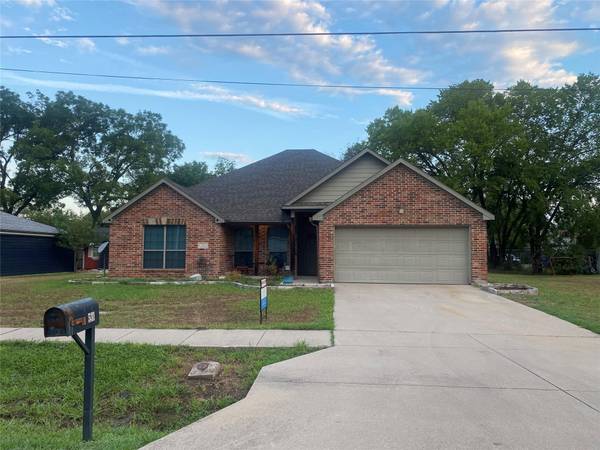 531 N Bois D Arc Street, Forney, TX 75126