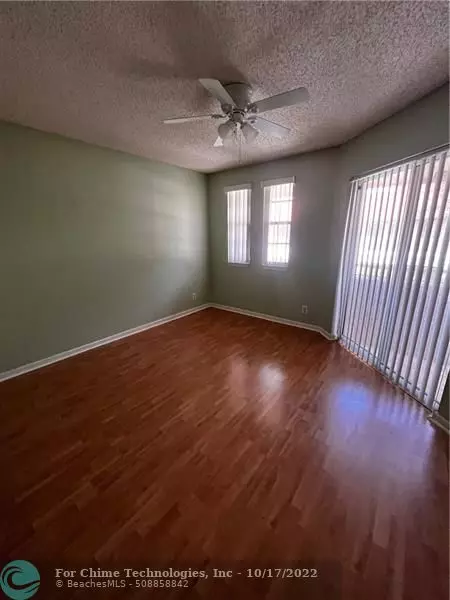 Coral Springs, FL 33067,4963 Riverside Dr  #801