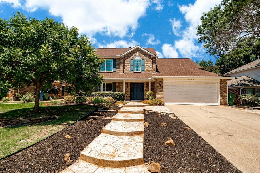 1528 Yaggi Drive, Flower Mound, TX 75028