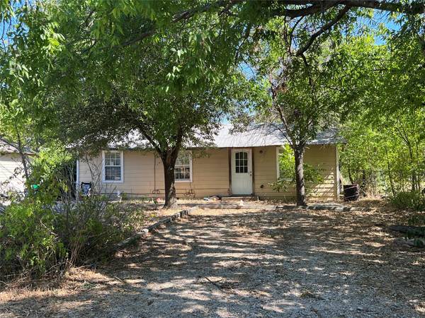 215 E 3rd Street,  Ferris,  TX 75125