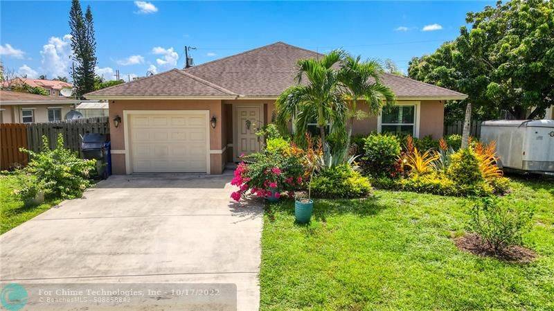 1925 N 58th Way,  Hollywood,  FL 33021