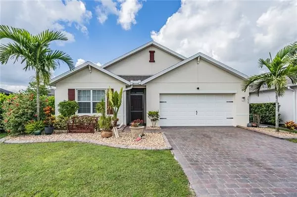 2620 Manzilla LN, Cape Coral, FL 33909