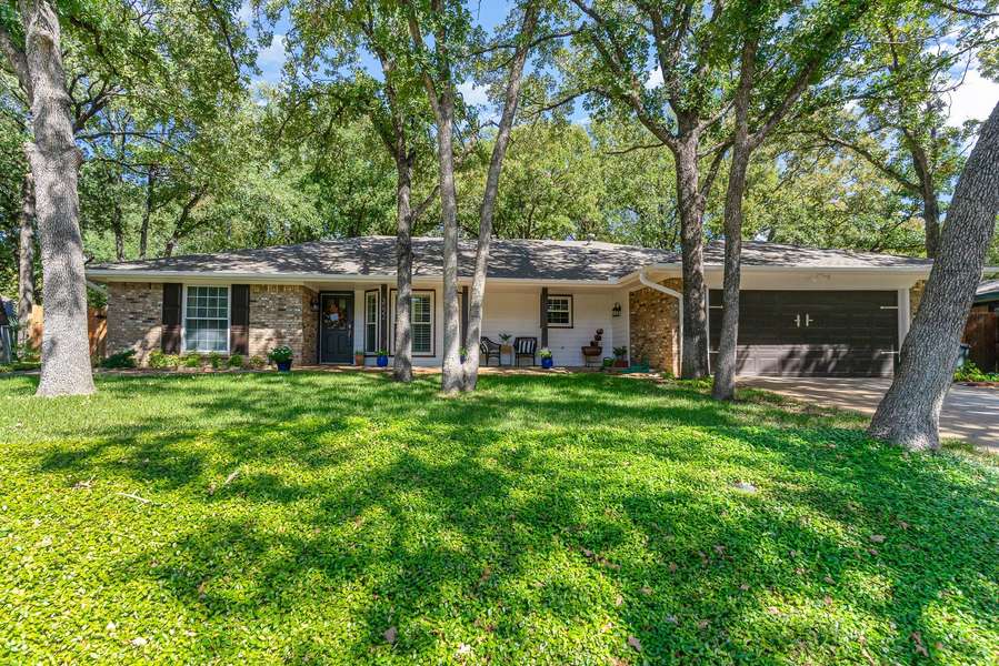 3022 Southridge Court, Grapevine, TX 76051