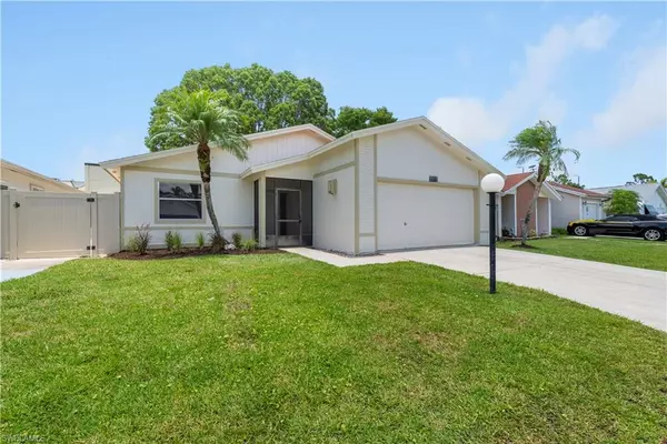 5571 Longleaf DR, North Fort Myers, FL 33917