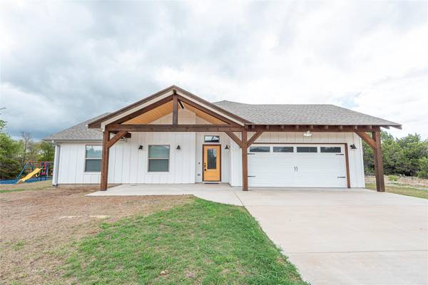 2230 Sunfish Point, Bluff Dale, TX 76433