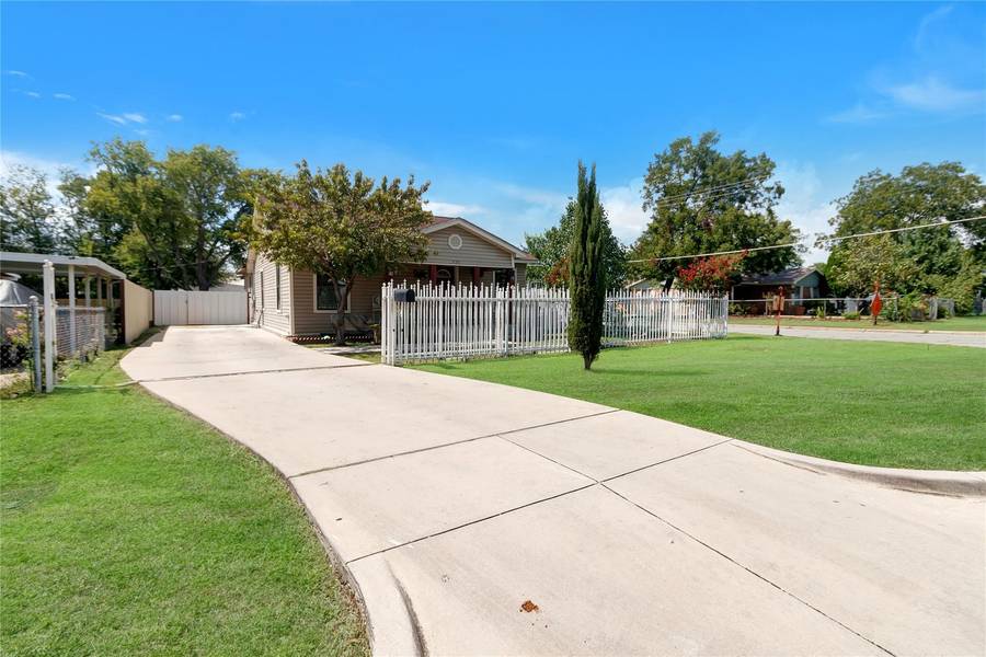 3725 N Elm Street, Fort Worth, TX 76106