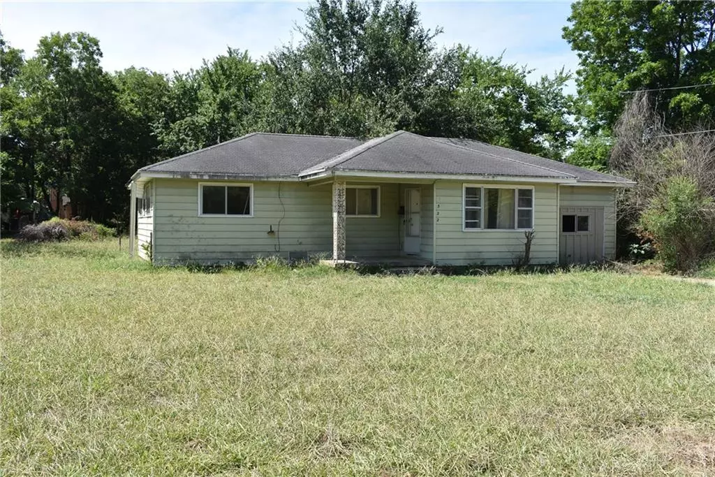 Wewoka, OK 74884,322 W 6th Street