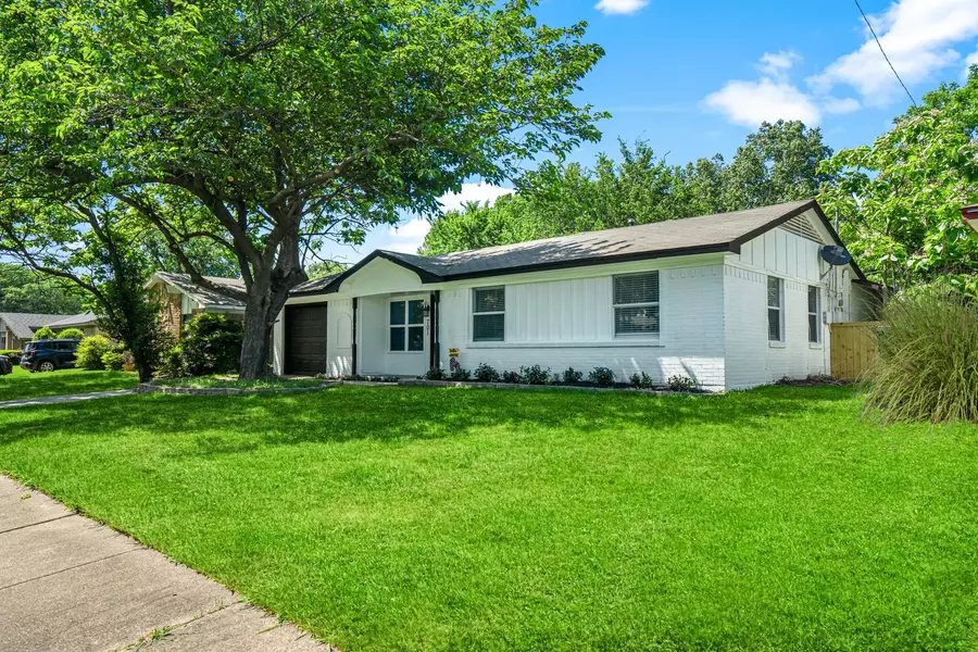 701 Milky Way, Garland, TX 75040