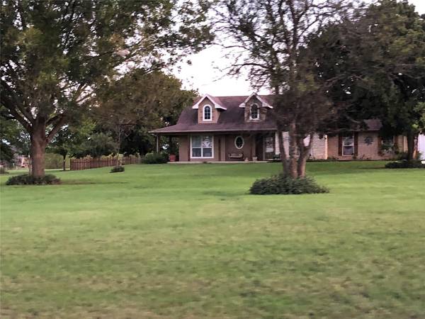 1100 Dobbs Trail, Springtown, TX 76082